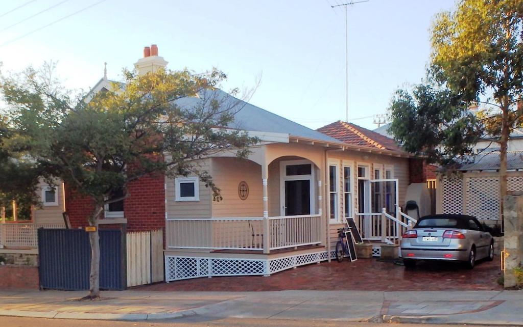 Hamptons Inn Bed & Breakfast Fremantle Exterior photo