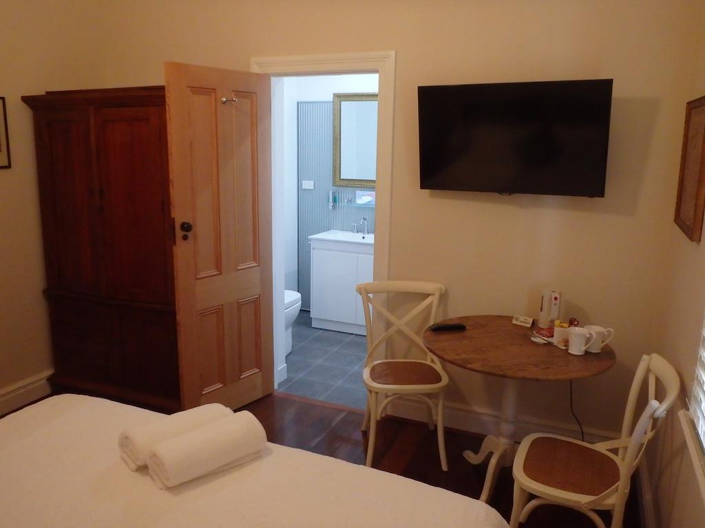 Hamptons Inn Bed & Breakfast Fremantle Room photo