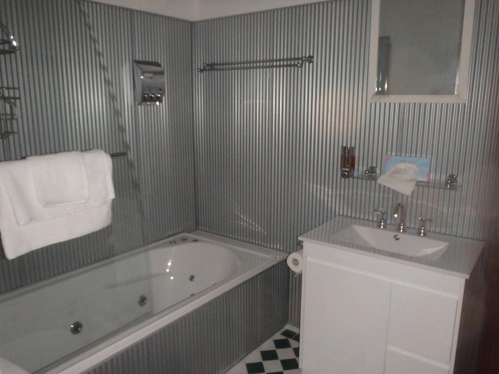 Hamptons Inn Bed & Breakfast Fremantle Room photo