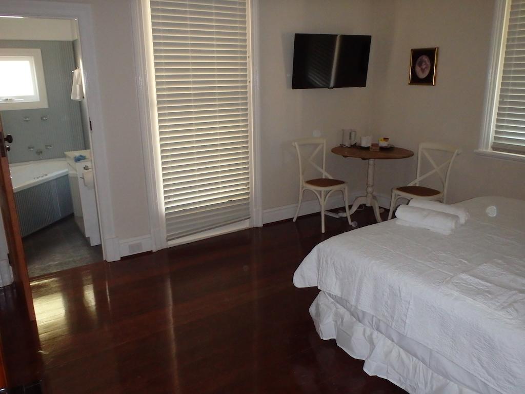 Hamptons Inn Bed & Breakfast Fremantle Room photo